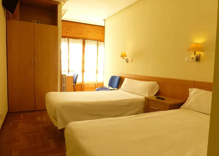 招待所 罗梅罗旅馆 2*